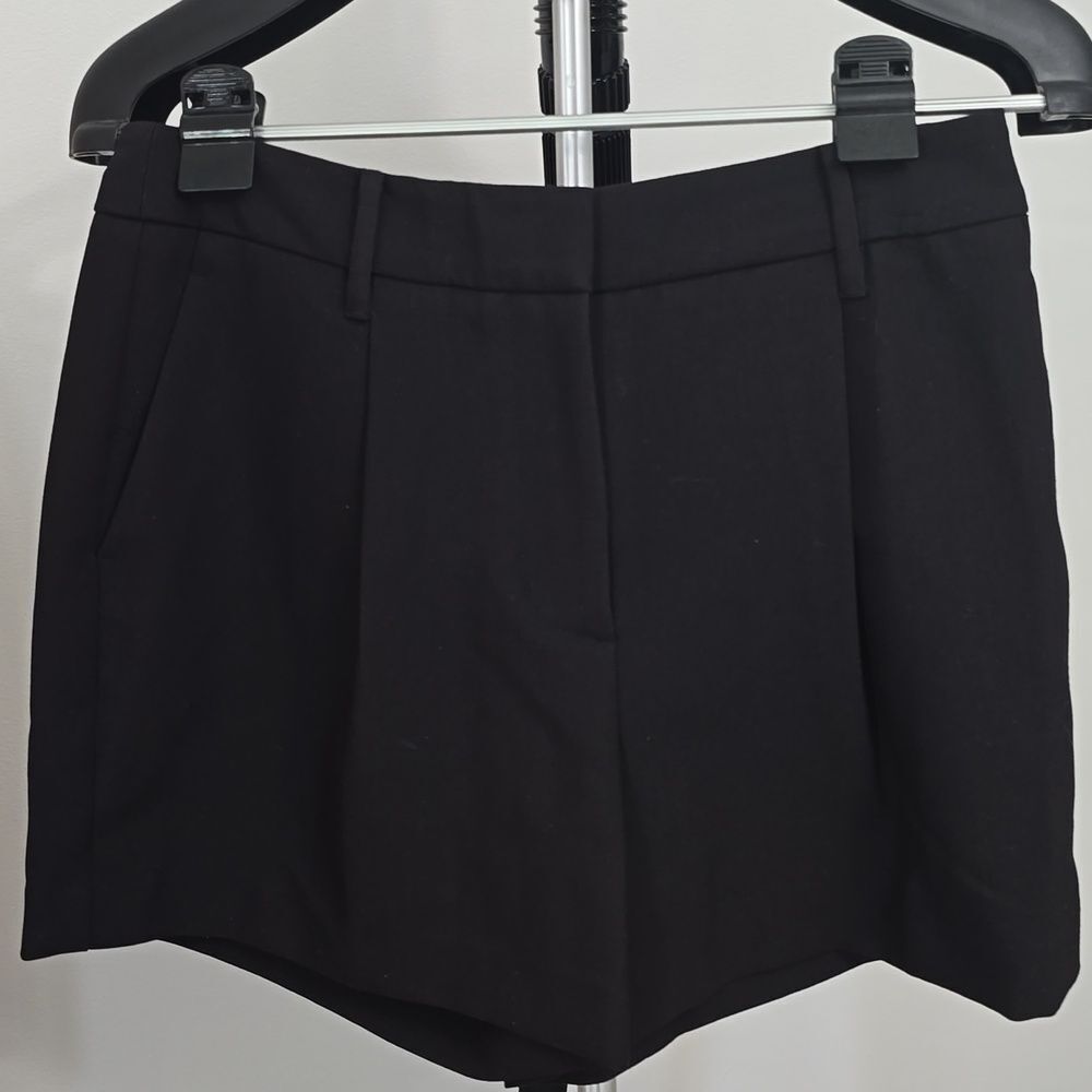 NINE WEST High Rise Shorts - Classic Black-NWT